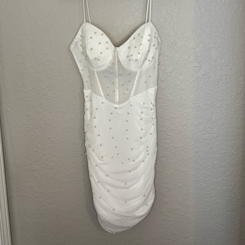 Windsor Pearl Bustier Dress
￼